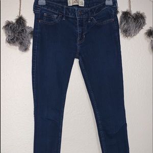 Hollister Super Skinny Jeans